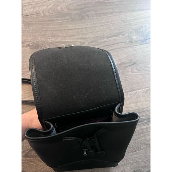 Susu turn lock closure leather backpack - Picture 6 of 9